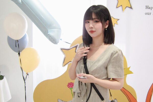 {"ARInfo":{"IsUseAR":false},"Version":"1.0.0","MakeupInfo":{"IsUseMakeup":false},"FaceliftInfo":{"IsChangeEyeLift":false,"IsChangeFacelift":false,"IsChangePostureLift":false,"IsChangeNose":false,"IsChangeFaceChin":false,"IsChangeMouth":false,"IsChangeThinFace":false},"BeautyInfo":{"SwitchMedicatedAcne":false,"IsAIBeauty":false,"IsBrightEyes":false,"IsSharpen":false,"IsOldBeauty":false,"IsReduceBlackEyes":false},"HandlerInfo":{"AppName":2},"FilterInfo":{"IsUseFilter":false}}