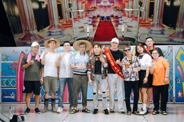 LINE_ALBUM_修圖_251224_5